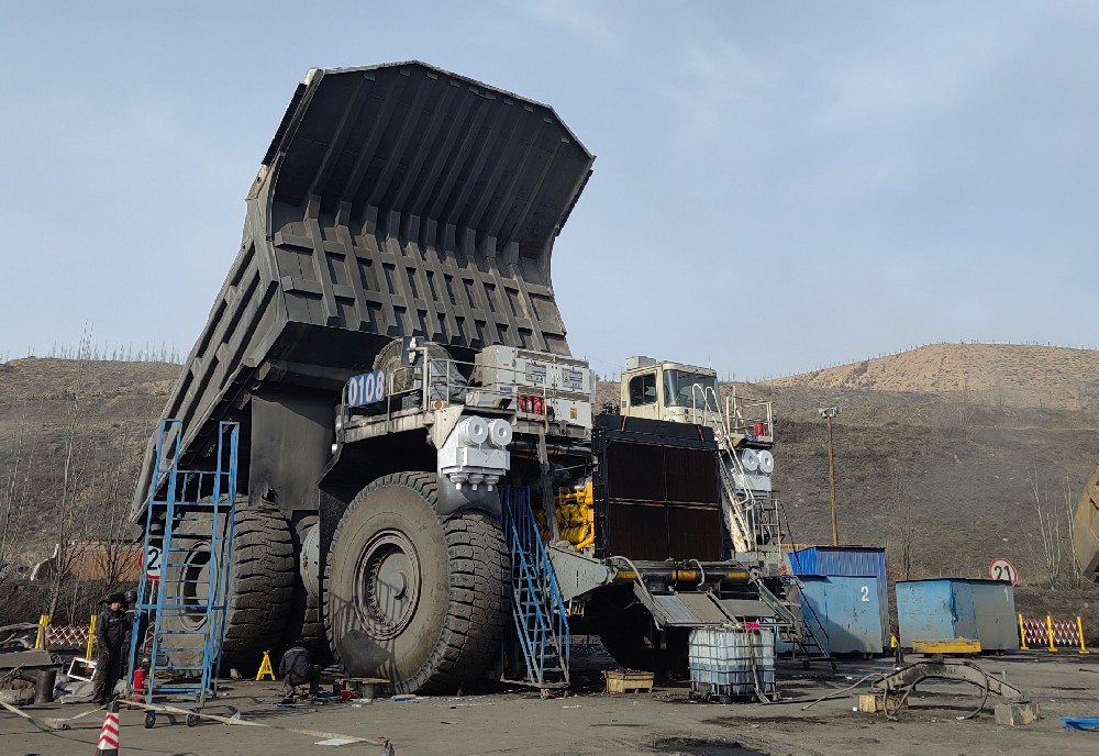 礦卡柴油發(fā)動(dòng)機(jī)在線監(jiān)測系統(tǒng)